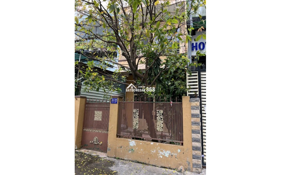 Bán nhà 2 tầng hẻm Biệt Thự Nha Trang, 12 tỷ sở hữu hẻm khu phố Tây Nha Trang